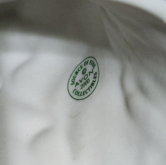 Avon Collectible‎ Red Cardinal Vintage Figurine Christmas Holly Bell - Picture 5 of 5